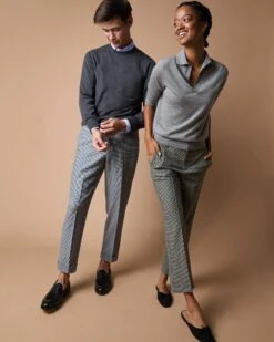 Half-Sleeved Georgina Sweater In Oxford Grey Cashmere 17 Half-Sleeved Georgina Sweater In Oxford Grey Cashmere -HERNO || ULLA JOHNSON || A.P.C. Shop M F23 CATALOG 27 D1 PDP 128fa9ad 5598 491b abc8 60d560d121a4