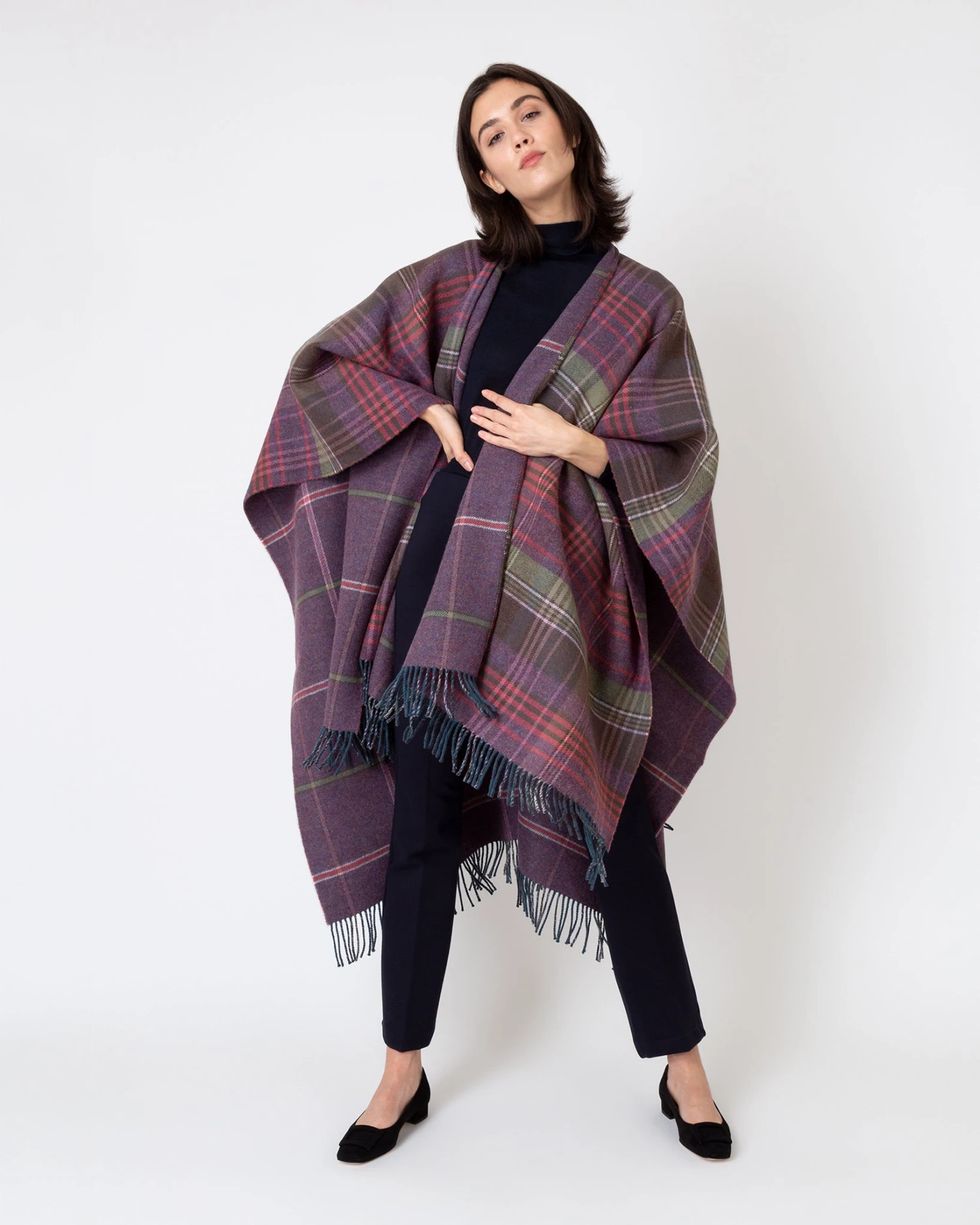 Reversible Scottish Heritage Cape In Heather Double-Faced Lambswool 1 Reversible Scottish Heritage Cape In Heather Double-Faced Lambswool