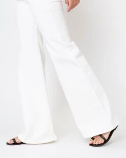 Fuji Jeans In Natural White 7 Fuji Jeans In Natural White -HERNO || ULLA JOHNSON || A.P.C. Shop S63314 3