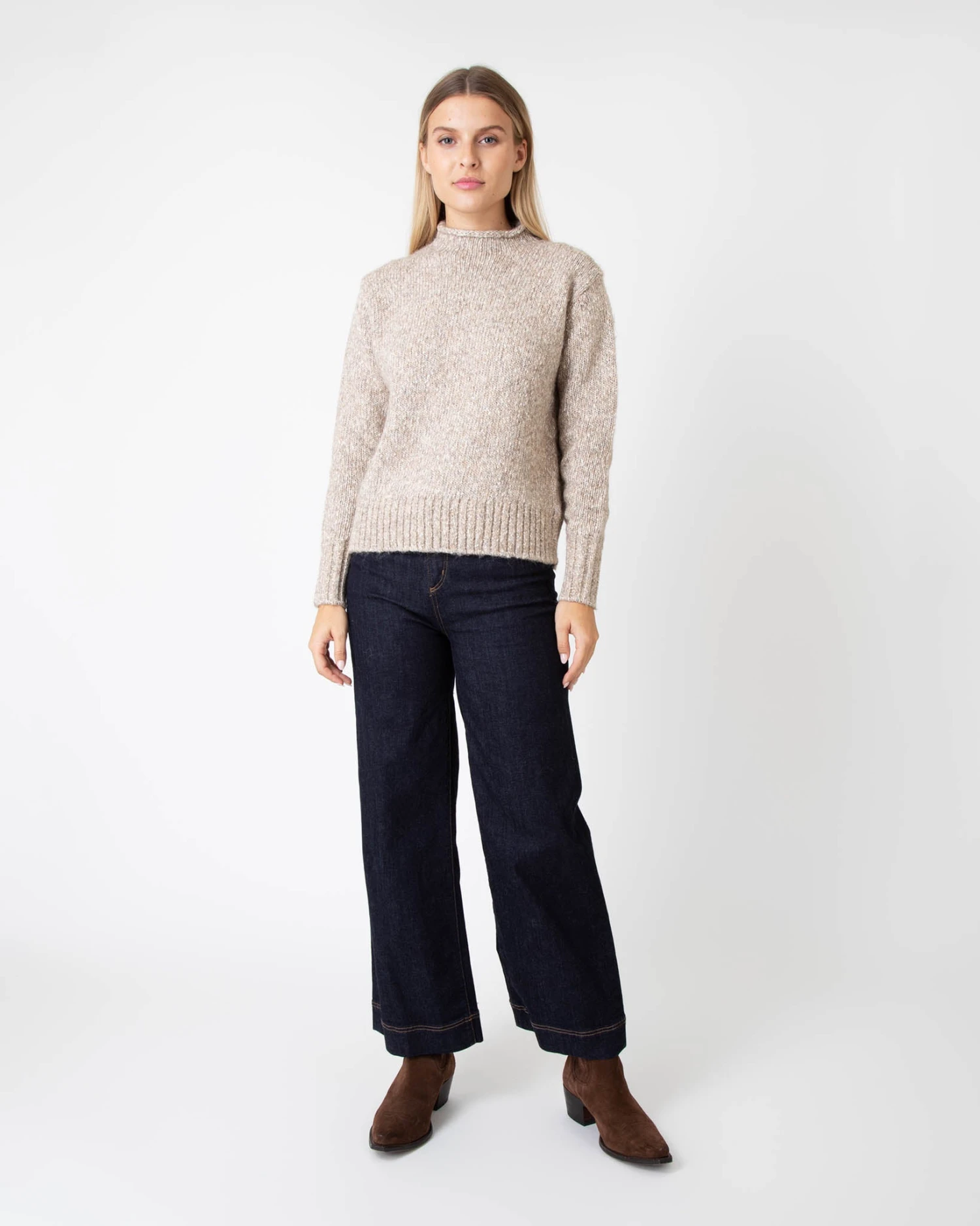 Stevie Sweater In Oatmeal Donegal Cotton/Alpaca Blend 2 Stevie Sweater In Oatmeal Donegal Cotton/Alpaca Blend - Image 2