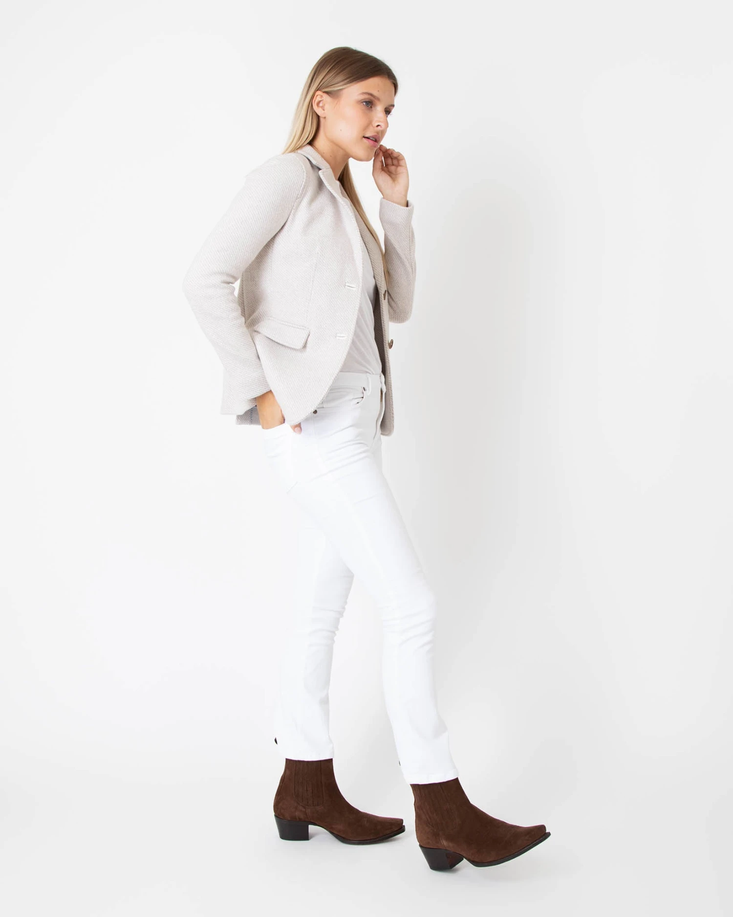 Parker Jacket In White Sand Twill Knit Jacquard 6 Parker Jacket In White Sand Twill Knit Jacquard - Image 6