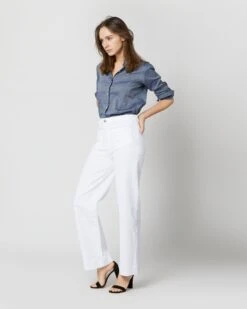 Column Patch Pocket Jean In White Stretch Denim 9 Column Patch Pocket Jean In White Stretch Denim -HERNO || ULLA JOHNSON || A.P.C. Shop S70238 2502
