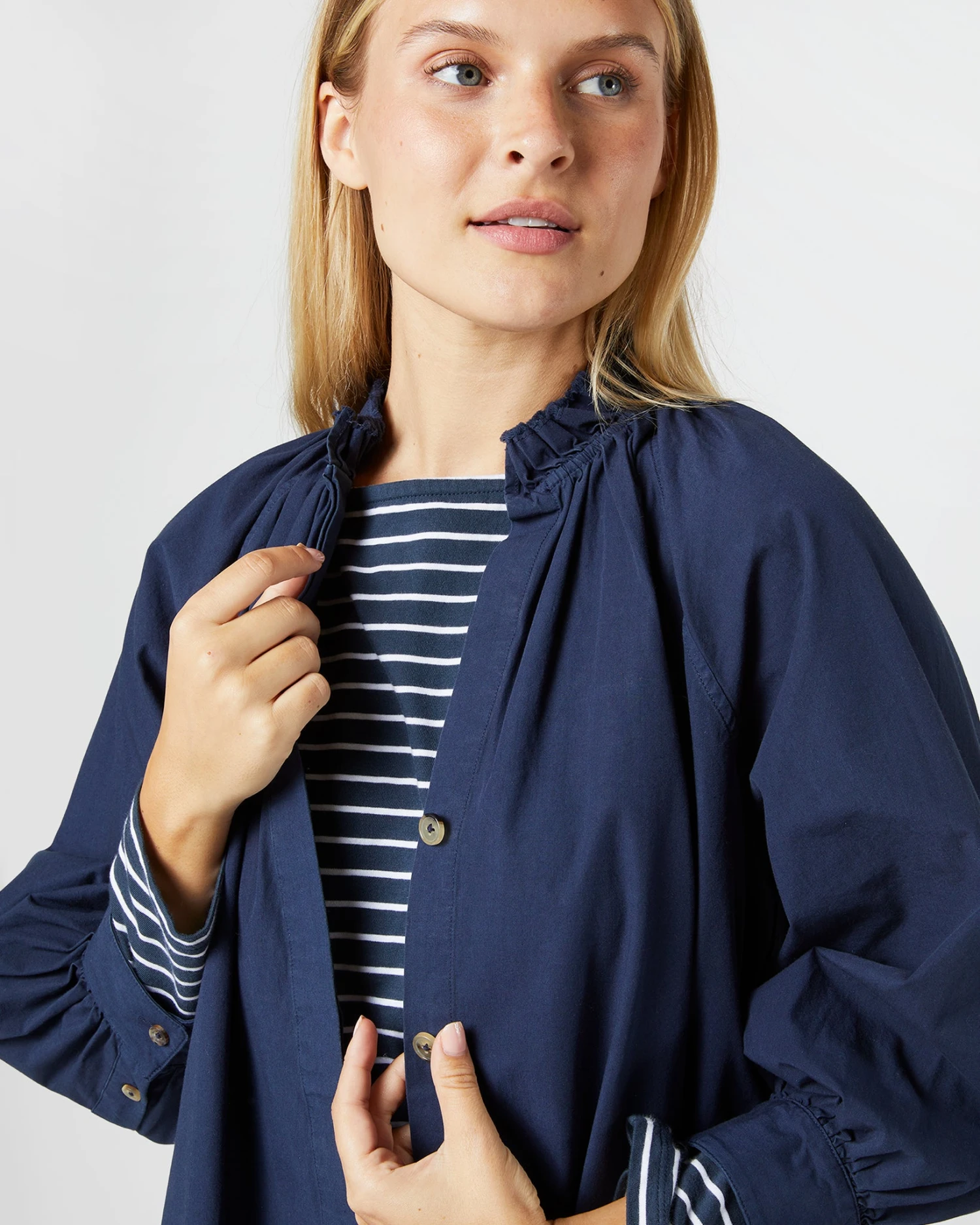 Frill Liya Shirt Jacket In Navy Garment-Dyed Stretch Poplin 4 Frill Liya Shirt Jacket In Navy Garment-Dyed Stretch Poplin - Image 4