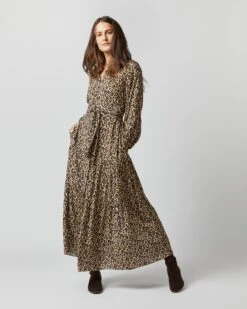 Isla Shirtdress In Camel/Black Painterly Leopard Crepe De Chine 13 Isla Shirtdress In Camel/Black Painterly Leopard Crepe De Chine -HERNO || ULLA JOHNSON || A.P.C. Shop S71420 774