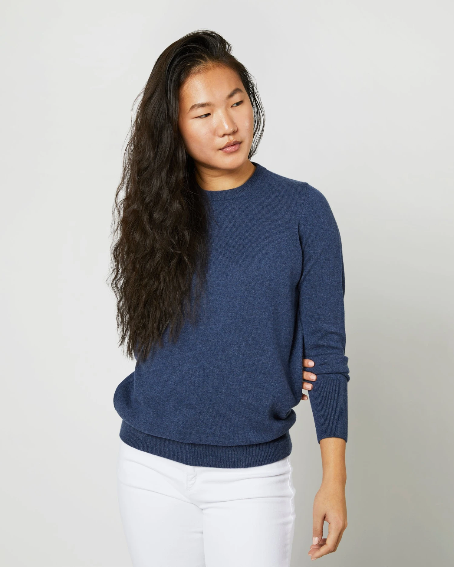 Cydney Boyfriend Crewneck Sweater In Heather Navy Cashmere 3 Cydney Boyfriend Crewneck Sweater In Heather Navy Cashmere - Image 3