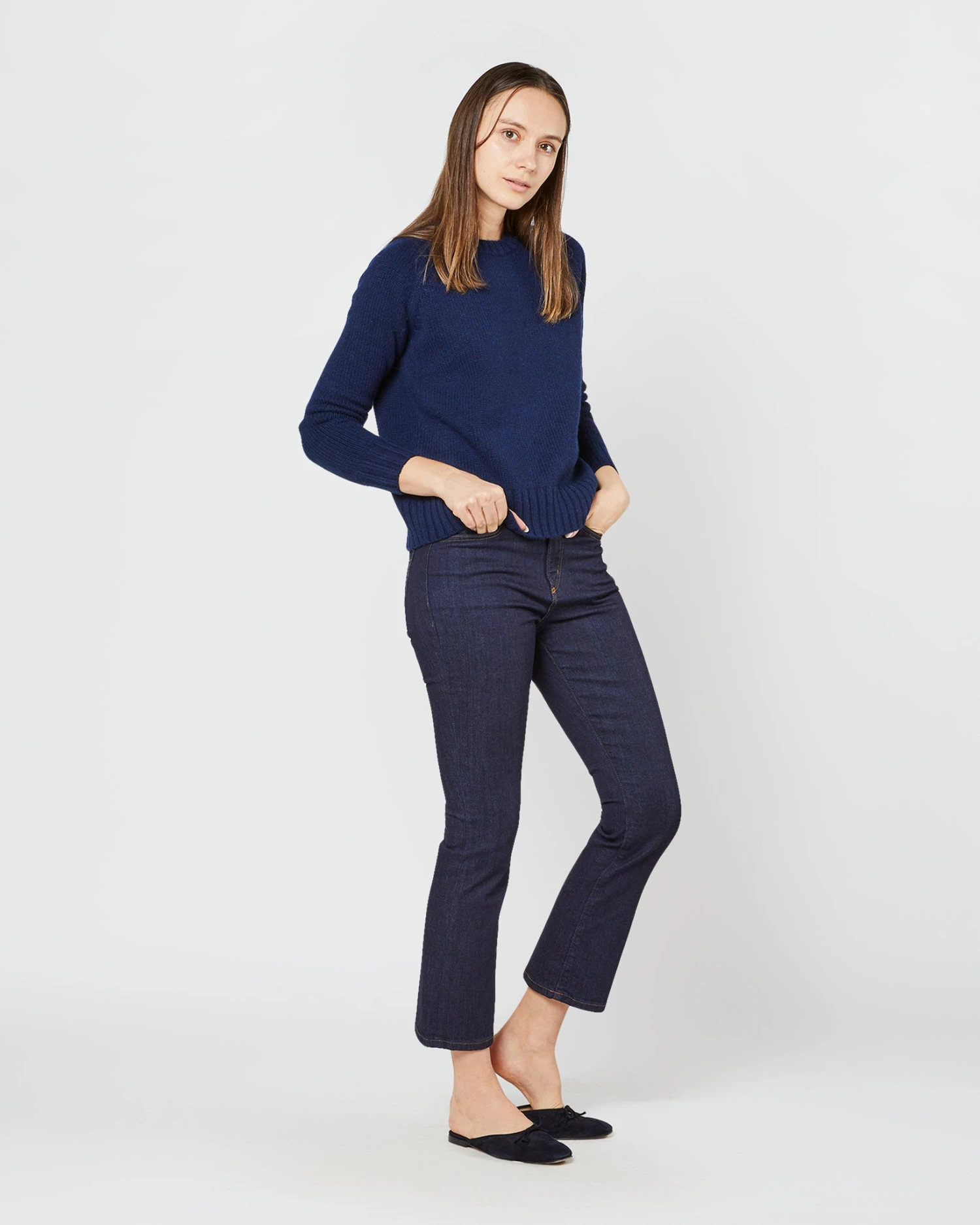 Eli Mid-Gauge Crewneck Sweater In Bright Navy Cashmere 4 Eli Mid-Gauge Crewneck Sweater In Bright Navy Cashmere - Image 4