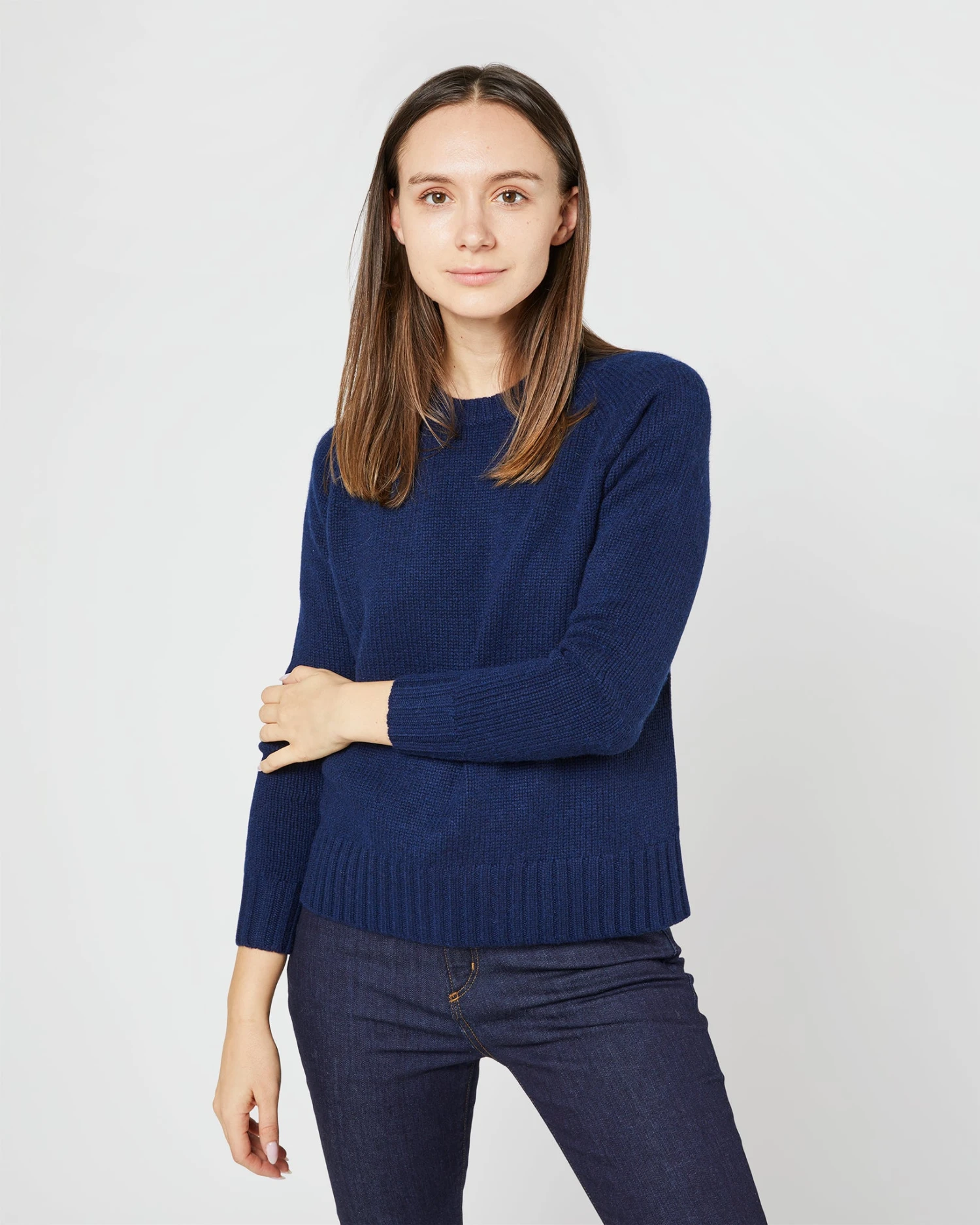 Eli Mid-Gauge Crewneck Sweater In Bright Navy Cashmere 3 Eli Mid-Gauge Crewneck Sweater In Bright Navy Cashmere - Image 3
