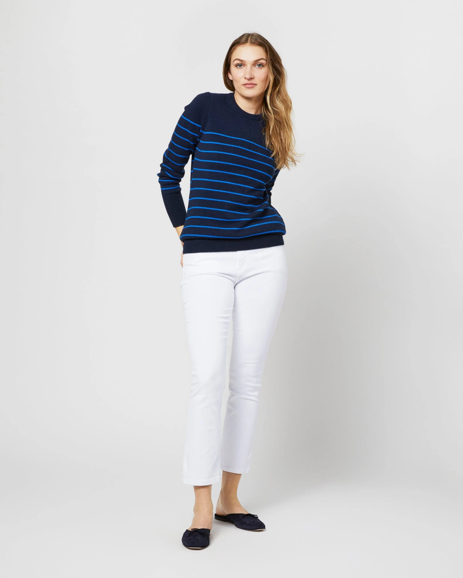 Cydney Boyfriend Crewneck Sweater In Navy/Blue Stripe Cashmere 3 Cydney Boyfriend Crewneck Sweater In Navy/Blue Stripe Cashmere - Image 3