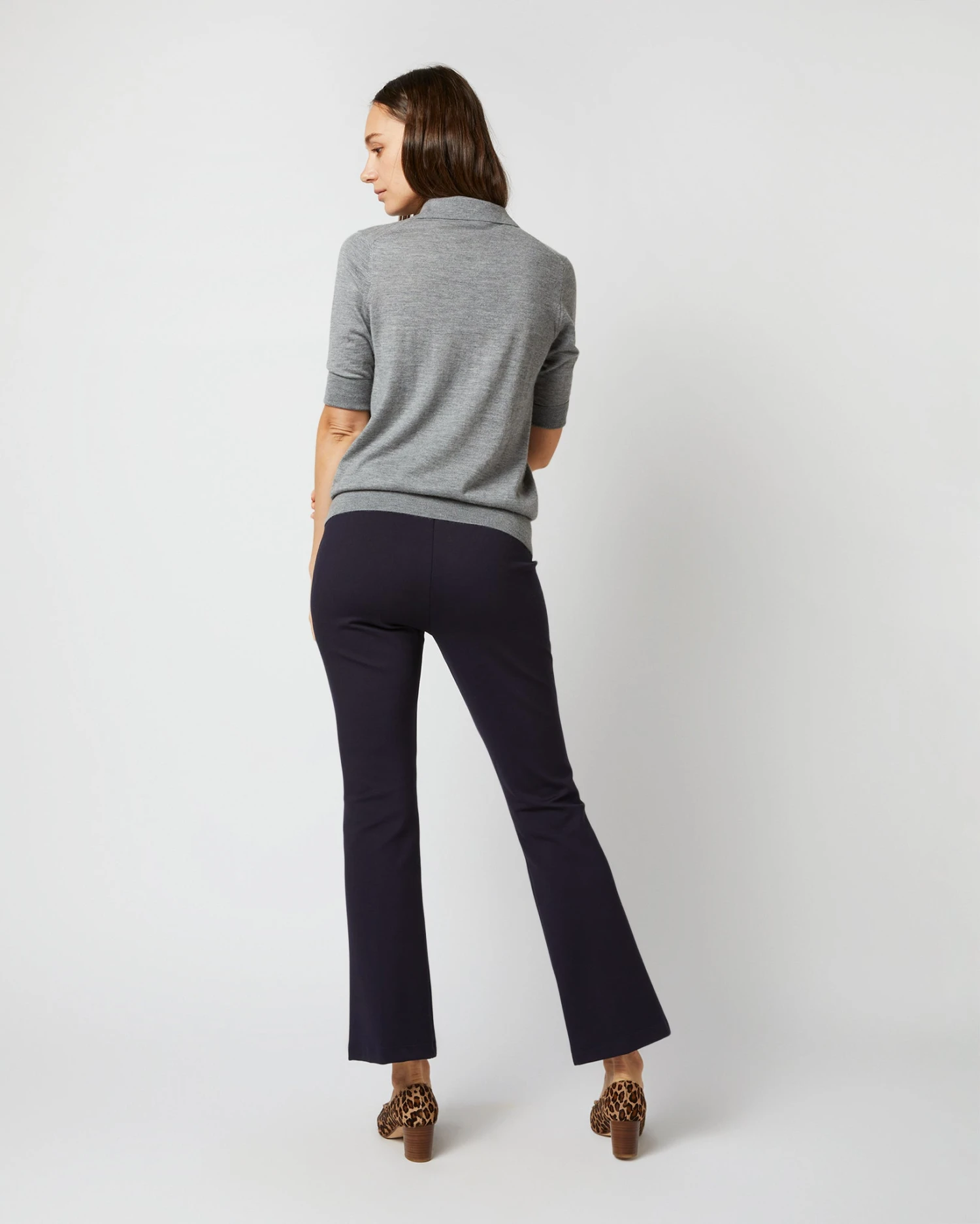 Half-Sleeved Georgina Sweater In Oxford Grey Cashmere 7 Half-Sleeved Georgina Sweater In Oxford Grey Cashmere - Image 7