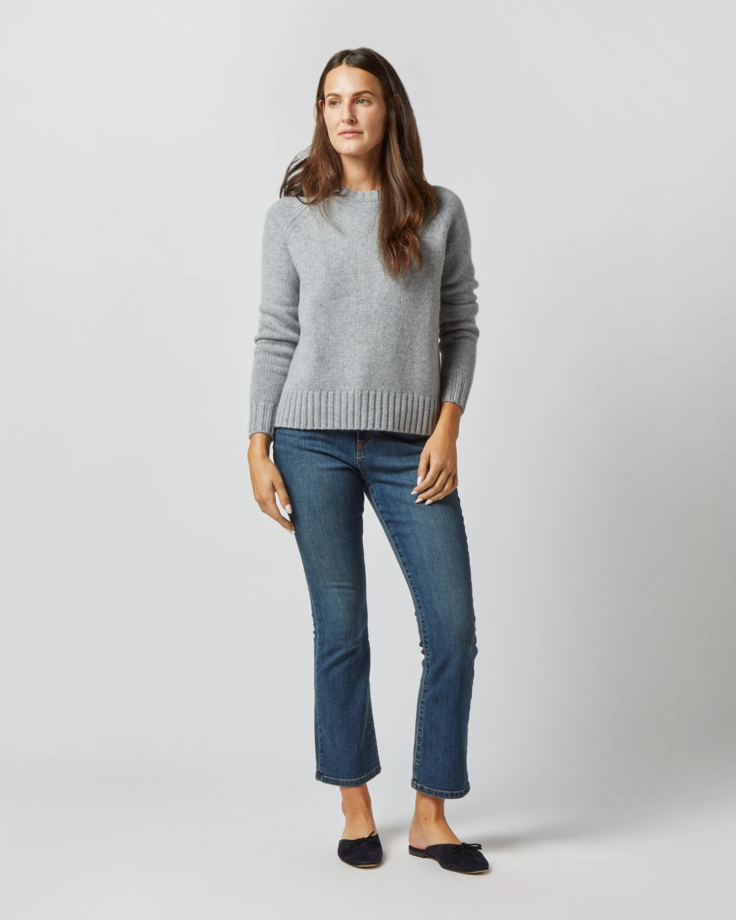 Eli Mid-Gauge Crewneck Sweater In Heather Grey Cashmere 2 Eli Mid-Gauge Crewneck Sweater In Heather Grey Cashmere - Image 2