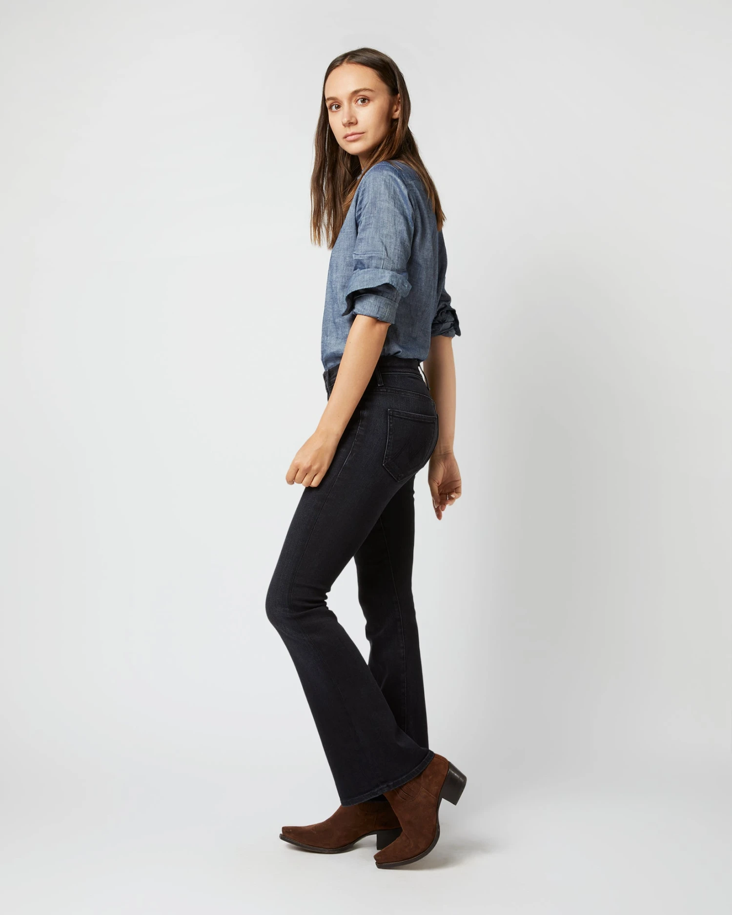 The Weekender Jean In Deep End 4 The Weekender Jean In Deep End - Image 4