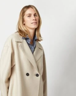 Dropped Shoulder Double Breasted Coat In Almond 9 Dropped Shoulder Double Breasted Coat In Almond -HERNO || ULLA JOHNSON || A.P.C. Shop S72685 2773