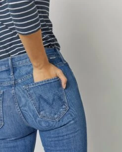 The Mid Rise Dazzler Ankle Fray Jean In New Sheriff In Town 12 The Mid Rise Dazzler Ankle Fray Jean In New Sheriff In Town -HERNO || ULLA JOHNSON || A.P.C. Shop S72945 3389