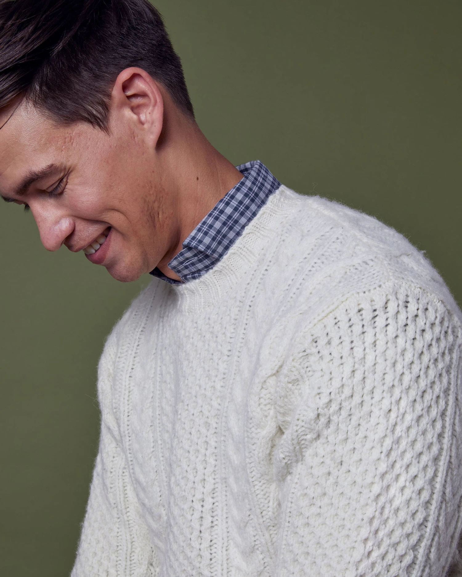 Aran Sweater In Ivory Wool/Baby Alpaca Blend 2 Aran Sweater In Ivory Wool/Baby Alpaca Blend - Image 2