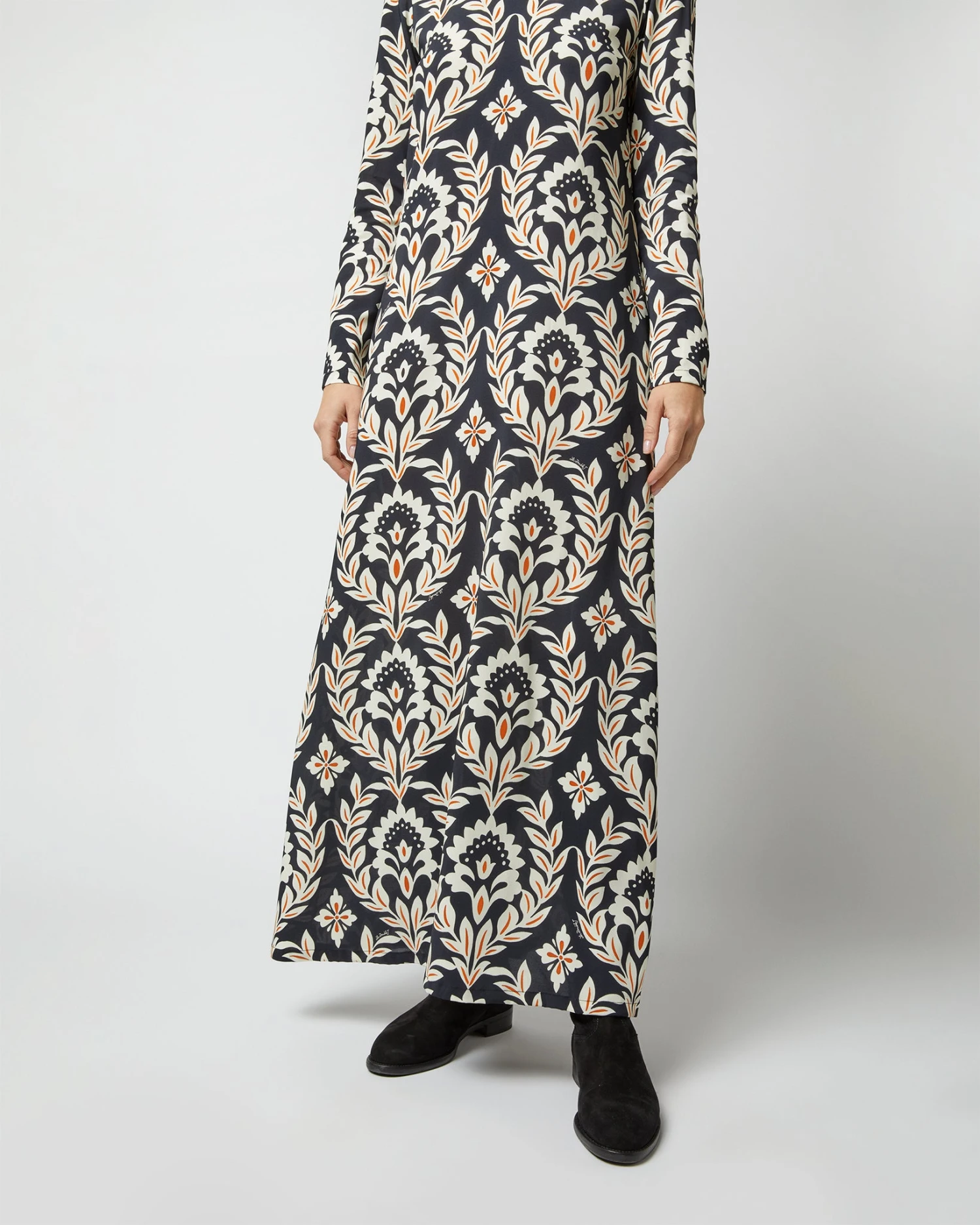 Long Sleeve Swing Dress In Ghirlanda Black Sablé 6 Long Sleeve Swing Dress In Ghirlanda Black Sablé - Image 6