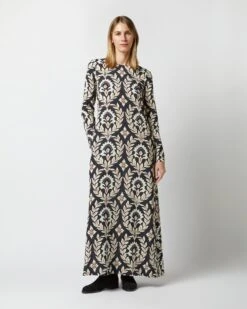 Long Sleeve Swing Dress In Ghirlanda Black Sablé